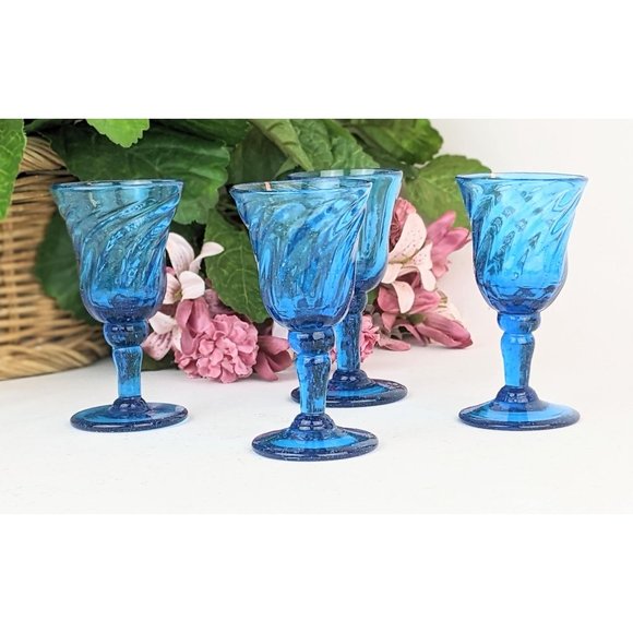Set of 4 Cobalt Blue Stemmed Aperitif Liqueur Glasses | Vintage Cocktail Glasses - Picture 5 of 10